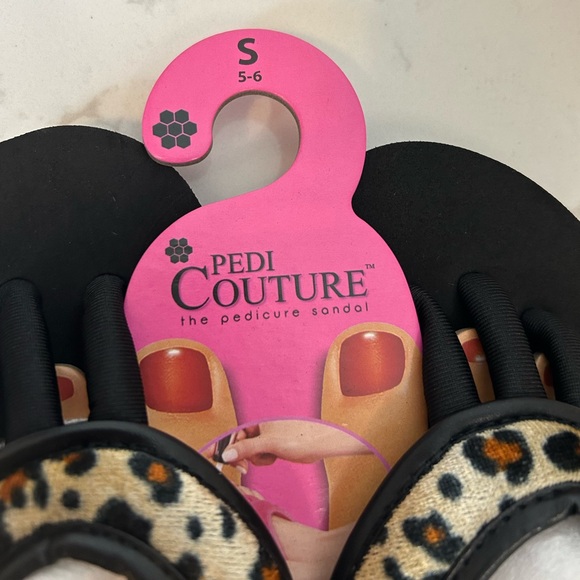 Pedi Couture Pedicure Sandals for Women - Toe Separator Slippers - Picture 7 of 10